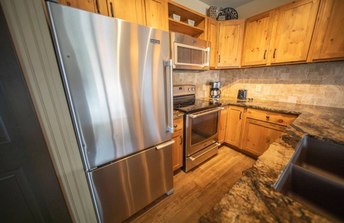 River Run Condo | Heart of River Run- Hot Tub/Pool access