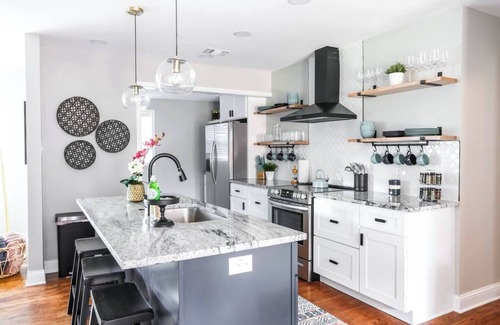 Tech Terrace House | ❤️ Heart of Tech Terrace 3/2 Remodeled Near Tech