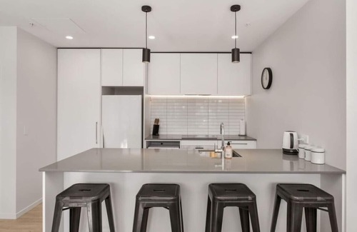Christchurch City Centre Apartment | Heart of the CBD 2Bdrms 2Bthrms secure park
