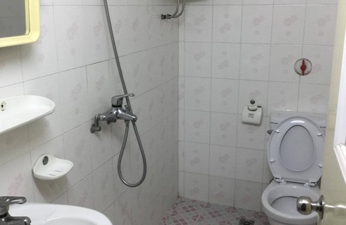 Hai Phong Apartment | Heart of walking street, wonderful river view, awesome place to stay!