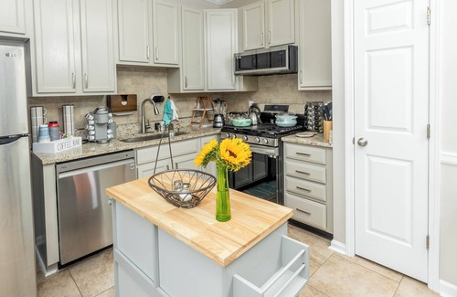 North Raleigh Condo | HeartBeach Home w/ Peloton Pool Parks & Trails