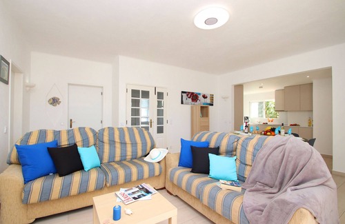 Areias Dos Moinhos Villa | Heatable pool & BBQ retreat in Carvoeiro