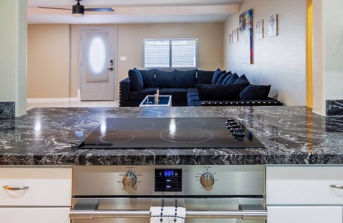 Mesa House | Heated pool 4B/3b - HUGE Pool - Spacious Home & Yard