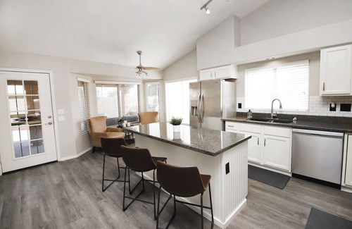 Superstition Springs House | Heated Pool -4BR Near AZ AthleticGrounds with BBQ and great backyard