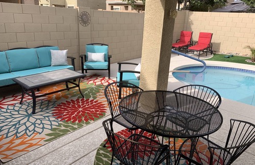 Surprise Farms House | Heated pool at NO extra charge! Plan a trip to the beautiful desert! 🌵BOOK NOW!