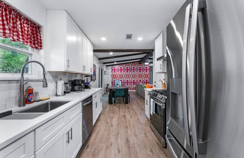 North Park Estates House | Heated Pool~Game Room~Firepit~Domain~Q2 Stadium