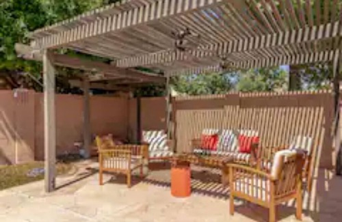 Chandler House | Heated pool in Chandler !Have Fun&Relax! Sleep 8