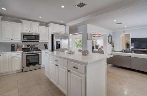 Cypress Lakes House | Heated Pool! Kayak & Waterfront +1 Mile To Beach!