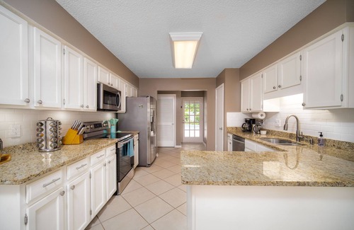 Mandarin House | Heated Pool Oasis! 4bd/2ba, Arcades & Ping Pong!