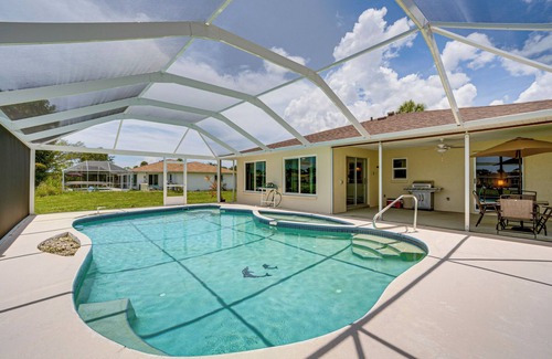 Oakland Hills House | Heated Pool & Spa: Canal-Front Home Near Beaches