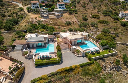Plaka Villa | Heated pool/Taverna&MIni Market 800m/Hammam roomInfinity /hydromassage pool