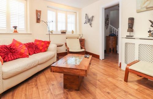Knutsford House | Heath Corner