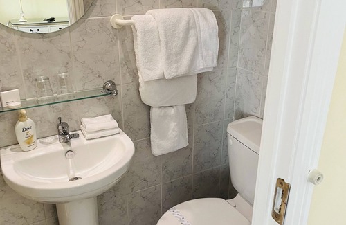 Malahide Bed & Breakfast | Heatherview B&B