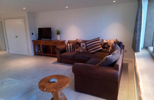 Dymock House | Heathside Guest Suite