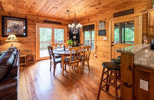 Topton Villa | Heaven Sent - Spacious Family Cabin on Lake Nantahala