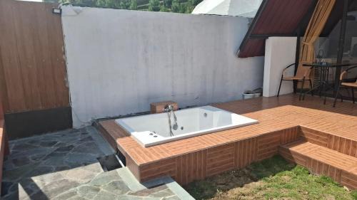 Ngamprah Cabin | Heavenly 1 - Private Triangle
