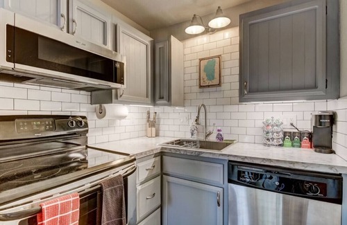 Tahoe Village Condo | Heavenly Mountain Lake Retreat Near Hiking & Biking