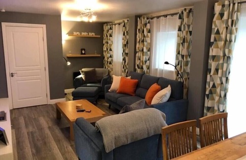 Kilrush Apartment | Hector's House. Kilrush Marina. Wild Atlantic Way. County Clare. Ireland