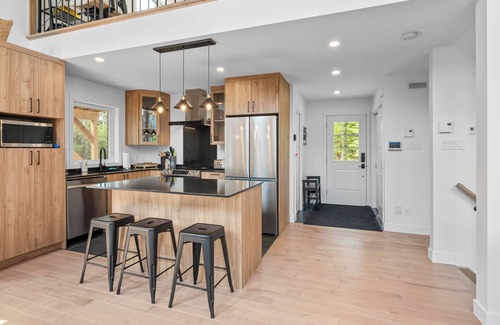 Entrelacs Ski Chalet | Hegoak : A/C, BBQ and firepit