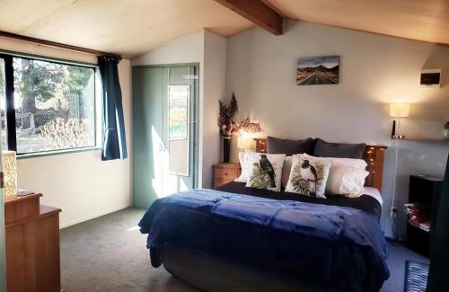 Dunedin House | Height of Dunedin Serviced Farm Stay