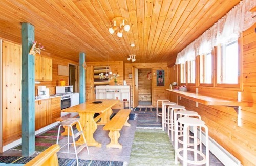 Kitula House | Heinäsorsa by Interhome
