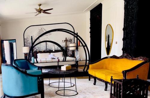 Ubud City-Centre Villa | Helene's House - 5 Bedrooms Villa in Jl Bisma, Central Ubud
