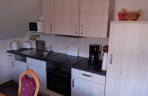 Fehnhusen Apartment | Helgas Ferienwohnung 4 Sterne* - Apartment on the upper floor, 3 bedrooms, with own terrace,