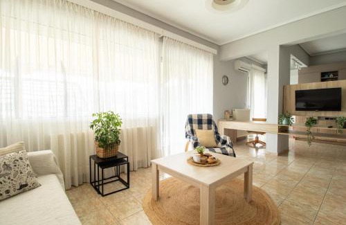 Palaio Tsifliki Apartment | HELIANTHOS VILLA - APARTMENT No1