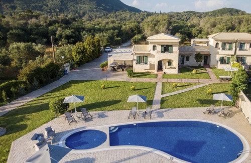 Dafnata House | Helios - A paradise in nature. Luxury 2 Bedrooms (Sleeps 4-5) With Pool In Corfu