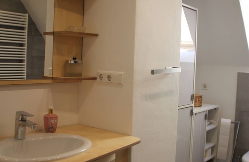 Pfaffenweiler Apartment | Helle 130m² Wohnung Direkt am Weinberg
