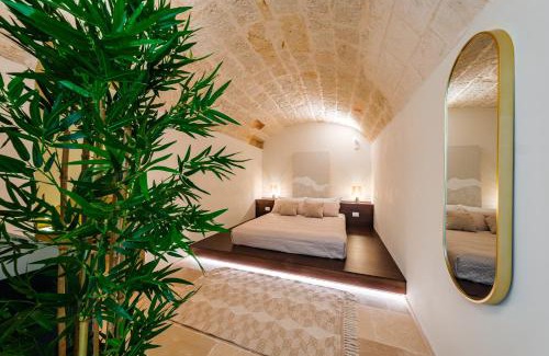 Monopoli Apartment | HelloAPULIA Charming Palazzo Clemente - self-catering suites with aircondition