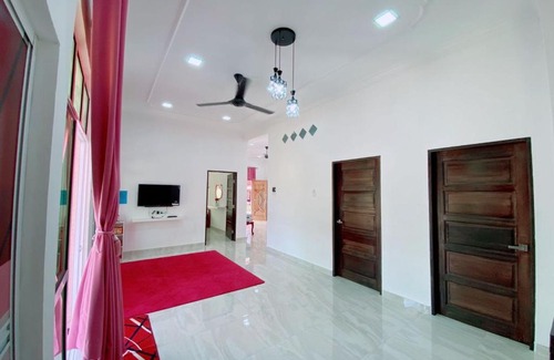 Kampung Batin House | HELLOKITTY HOUSE - Unit 1