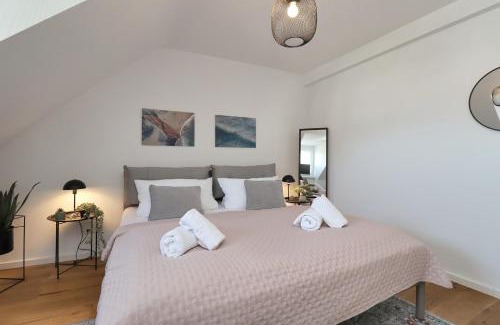 Bad Kreuznach Apartment | helloYOU apartments I Wohntraum am Wasser I Zentral I Parkplatz I Nahewein