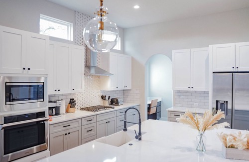 Helotes Villa | Helotes Serenity-Luxury 3bed/2.5 bath 2300 sq foot