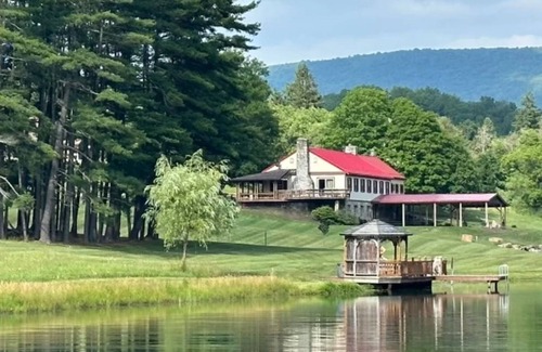 Fishertown Ski Chalet | Hemlock Hills Farm