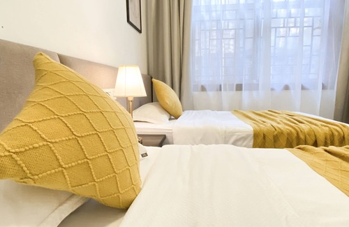 Fenghuang Hotel | Hemu House