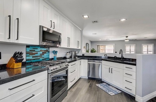 Henderson House | Henderson a Home Away from Home