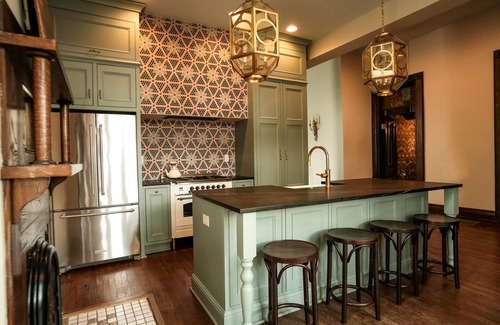 Rolling Mill Hill House | Henrie House | Luxury 4BR Downtown Historic Gem w/Patio