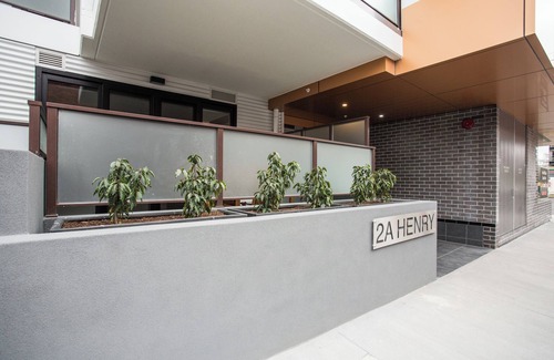 Prahran Apartment | Henry I of Windsor