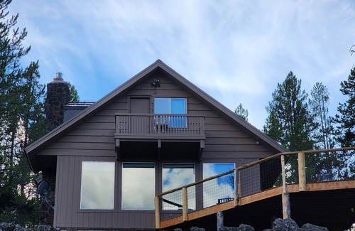 Island Park Cabin | Henry's Fork Retreat, stunning river views, footpath to river