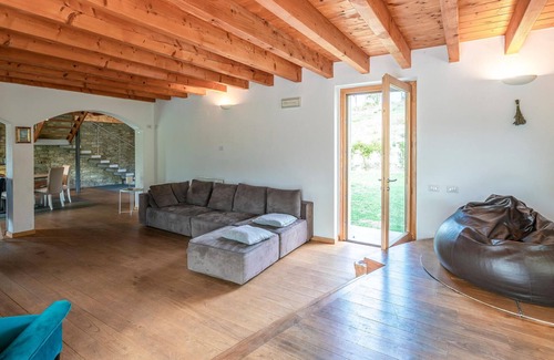 Castelletto d'Erro House | Here we are talking about a huge estate with private pool and magnificent views of the hilly landsca