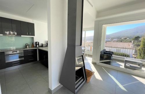 Cadaques House | HERETAT - Casa con garaje a 5 minutos del centro