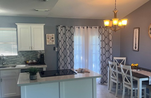 Burton House | Heritage House Retreat: Burton, Texas 6 guests 3 bedrooms 4 beds 2 full baths