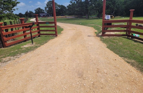Burton House | Heritage House Retreat: Burton, Texas 6 guests 3 bedrooms 4 beds 2 full baths