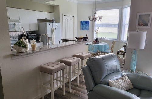Heritage Palms Condo | Heritage Palms Country Club Condo - Golf Course & Lake Views. Ground floor.