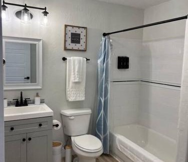Idaho Falls Apartment | Heritage Suites 1998 #4- Peaceful 1 bedroom 1 bath Suite