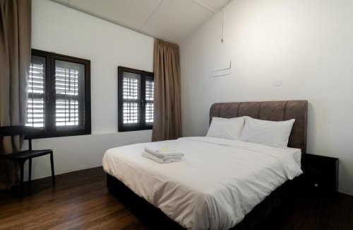 Historic George Town House | Heritage Villa by Aayu - 10 mins walk to Armenian St