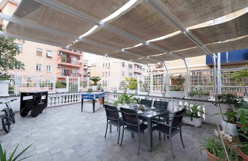 Gianicolo Apartment | Hermès Apartment Rome