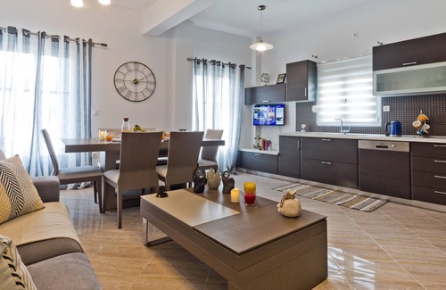 Diafani Apartment | Hermes' Getaway Diafani