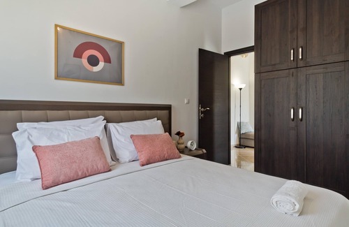 Diafani Apartment | Hermes' Getaway